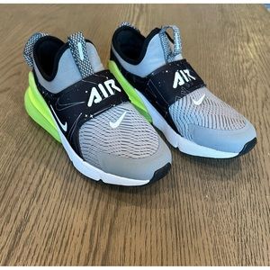 Boys Nike Air Max Slip On Sneaker Sz 3.5Y